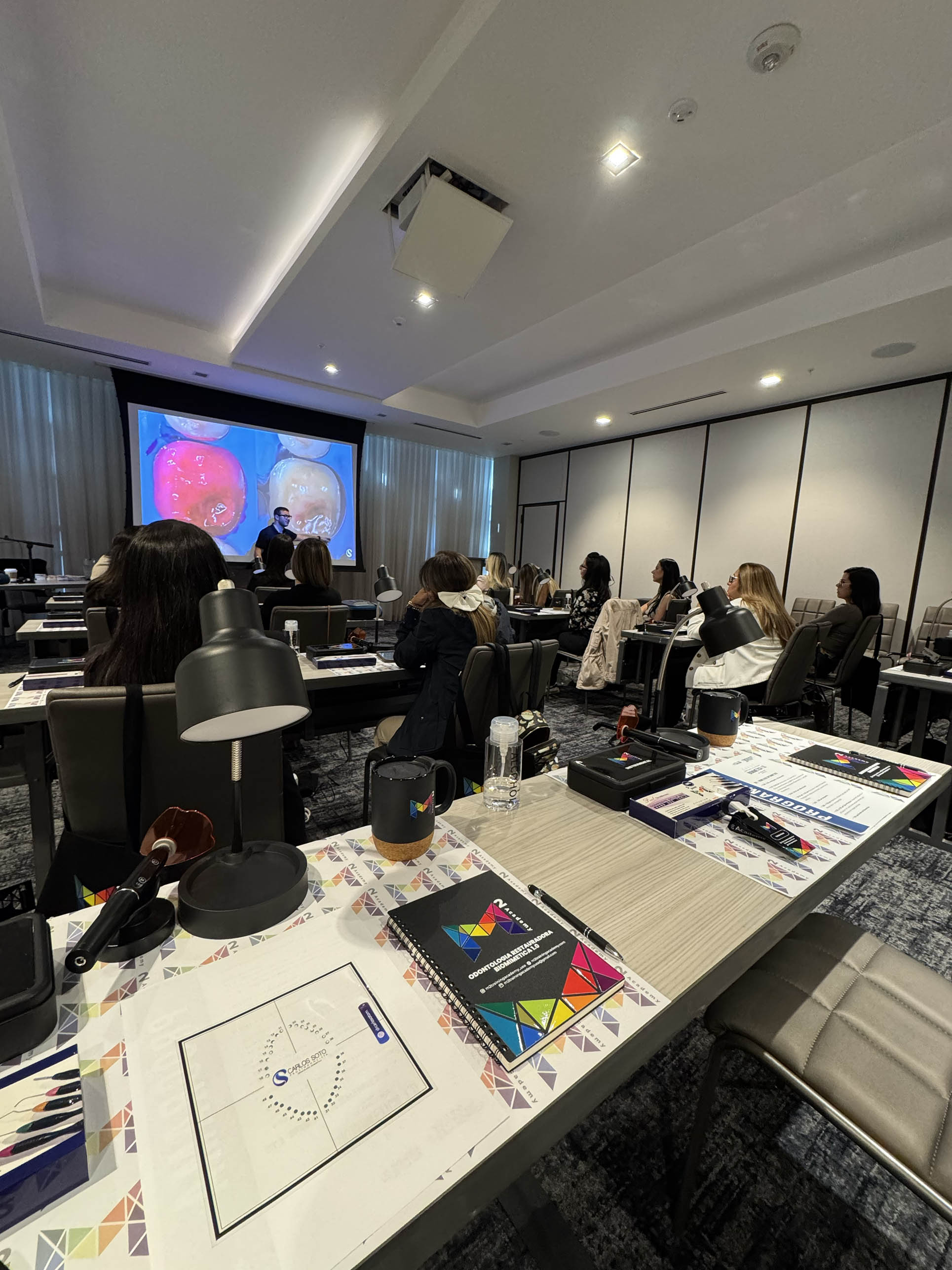 M2_ACADEMY_ENDODONCIA_003